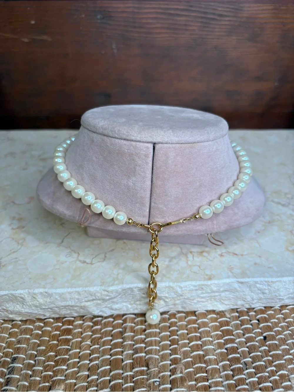 Vintage 1994 Avon Sommerset Collection Pearl Necklace Convertible Rose Clip